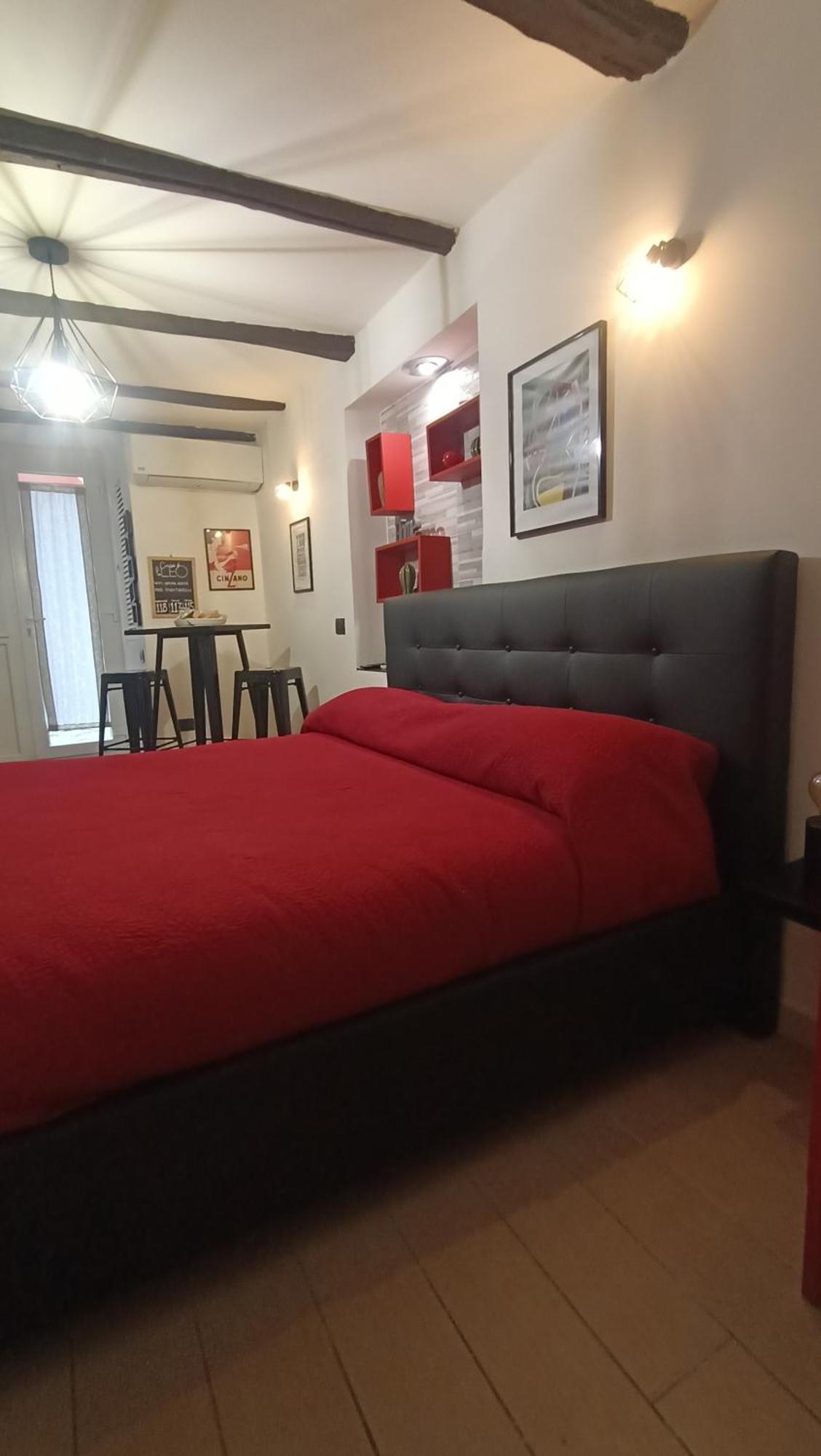 La Casa Di Leo Apartment Наполи Екстериор снимка
